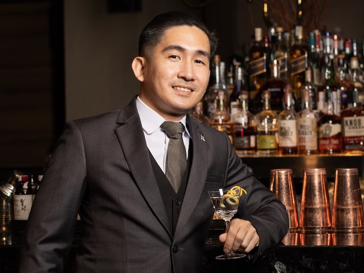 Paulo Naranjo, St. Regis Bar Jakarta, Jazz Bar, Bar Manager